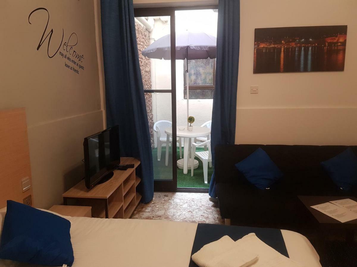 Отель Le Malte House St. Julians Сент Джулианс Экстерьер фото
