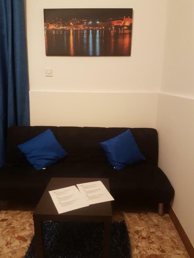 Отель Le Malte House St. Julians Сент Джулианс Экстерьер фото